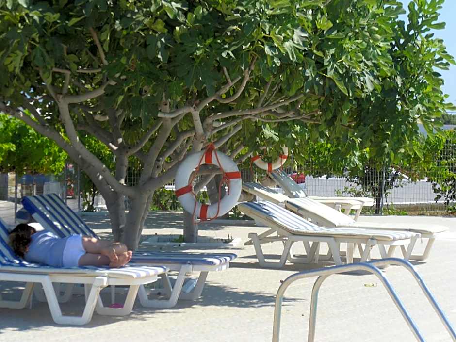 Paraschos Studios Kos