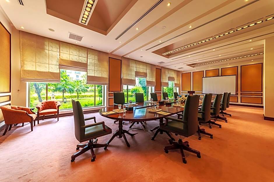 Islamabad Serena Hotel