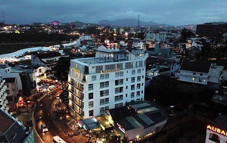 Len Hotel