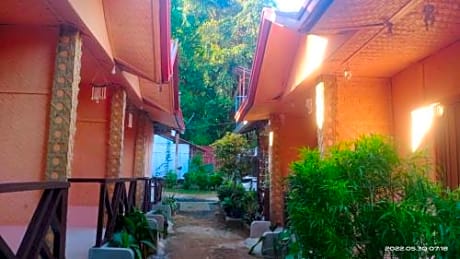 Forest Inn