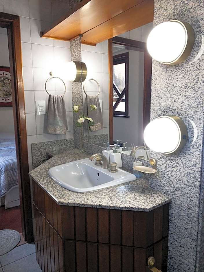 Pousada DRIRIOS HOUSE