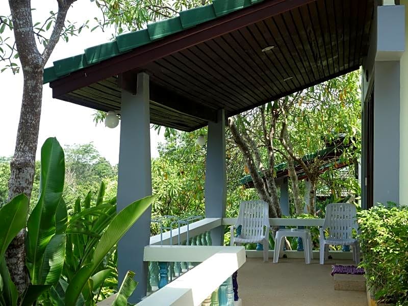 Khaolak Hillside Villa