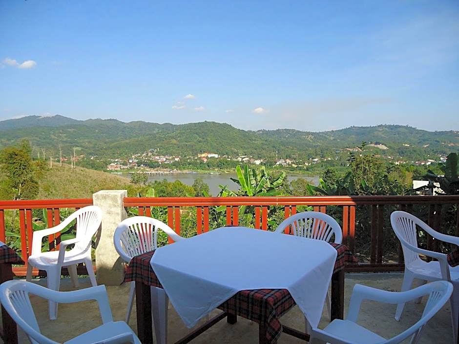 Chiang Khong Hill Resort