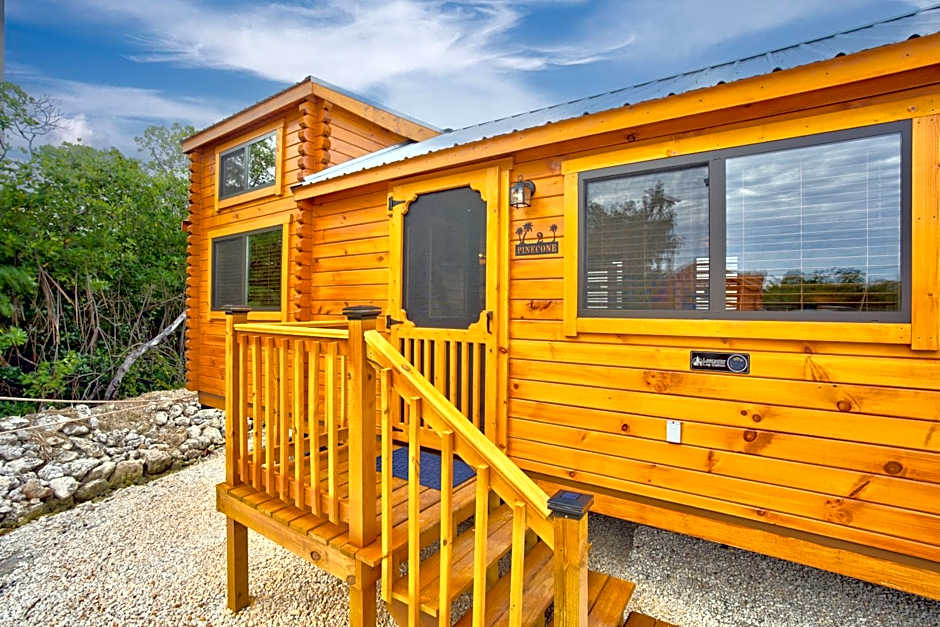 Cabins at Bonefish Bay