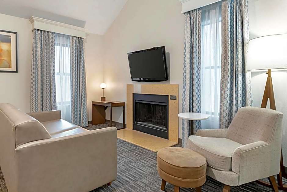 MainStay Suites St. Louis - Galleria