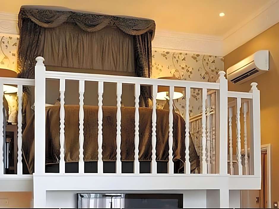 The Colonnade London