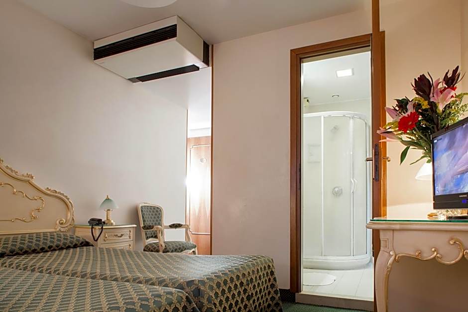 Hotel Commercio & Pellegrino