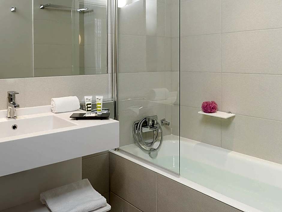 Mercure Paris Levallois Perret Hotel