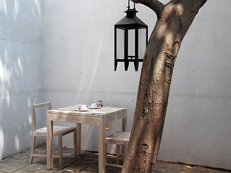 Rockwell Colombo Hotel