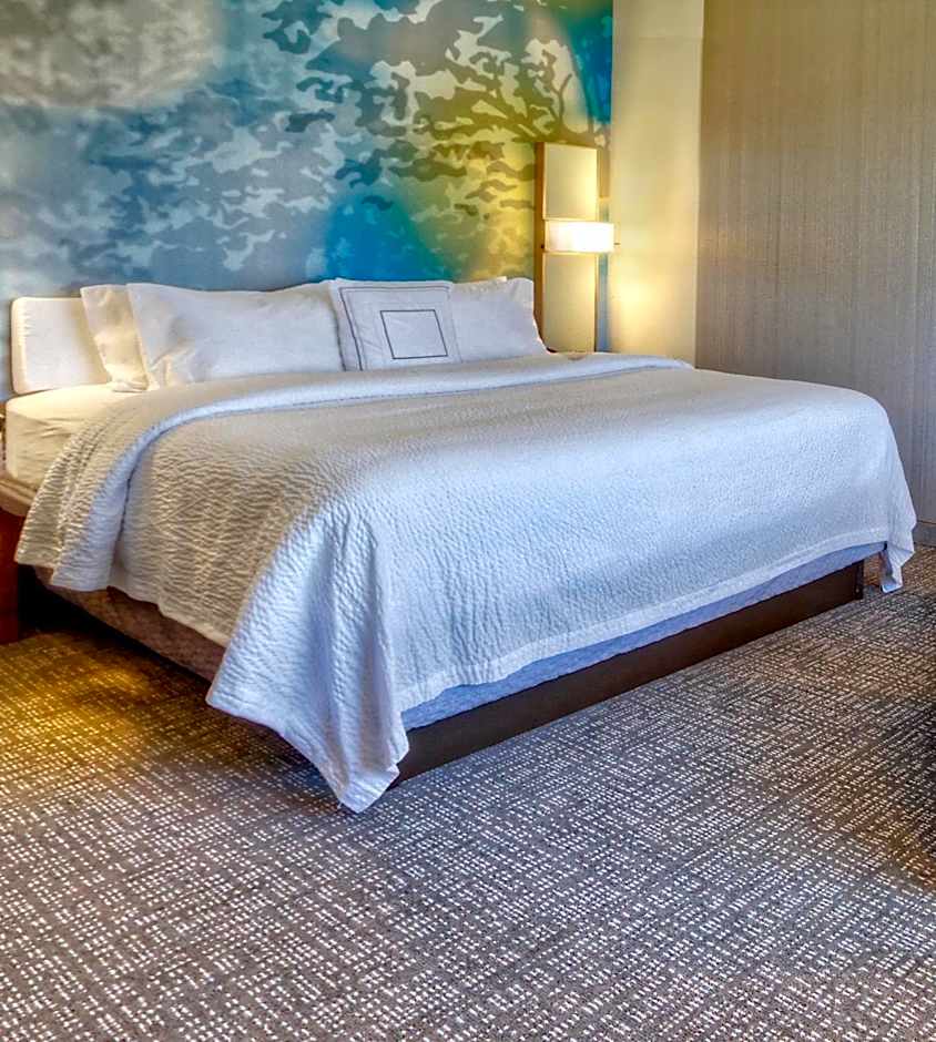 Courtyard by Marriott Westbury Long Island