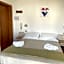 Hotel Alex