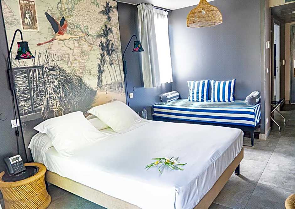 Dina Morgabine Saint Gilles