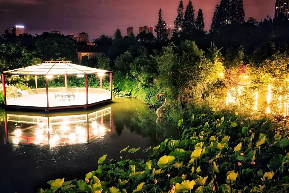 Yi Su Li Courtyard in the City – Chengdu, IL