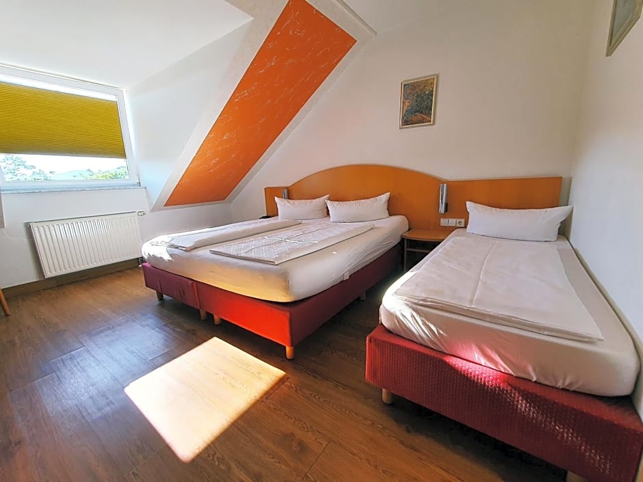 Hotel SunParc - SHUTTLE zum Europa-Park Rust 4km & Rulantica 2km