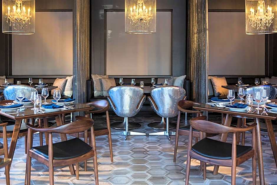 Renaissance by Marriott Albany Hotel