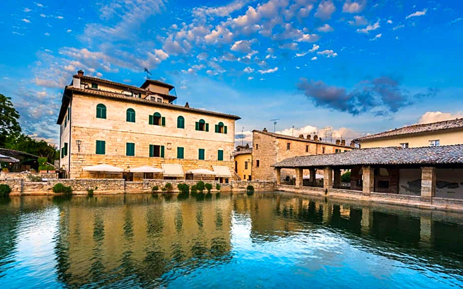 Palazzo Brandano Hotel