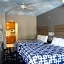 Regency Inn and Suites Humble