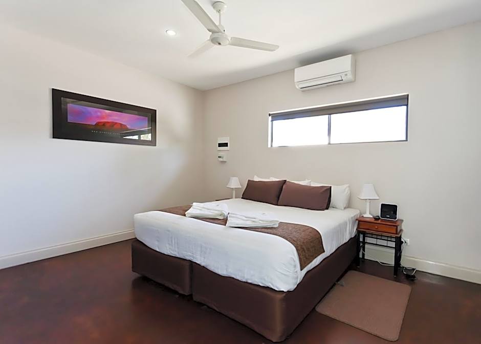 Alice On Todd Apartments