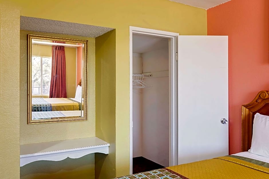 Knights Inn Big Spring