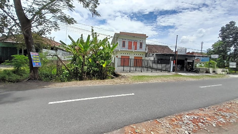 Rumah Singgah Peziarah Ganjuran
