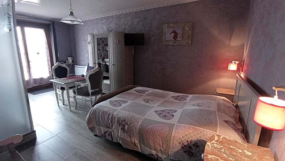 Au Doubs Cocon Fleuri