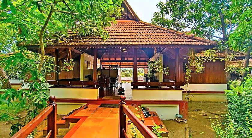 Coconut Lagoon - CGH Earth