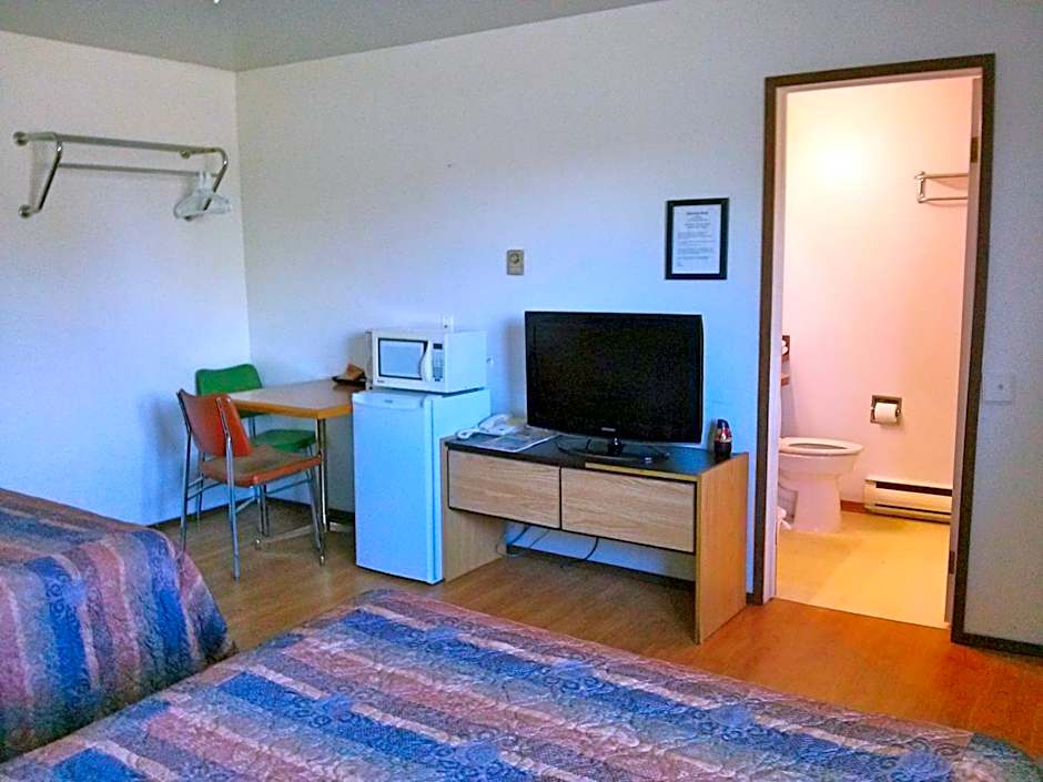Moosomin Motel