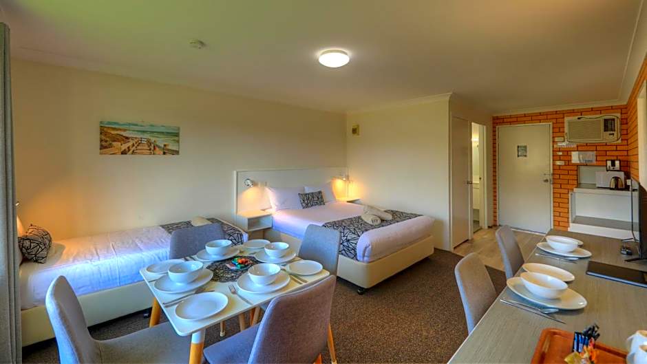 Rosebourne Gardens Motel