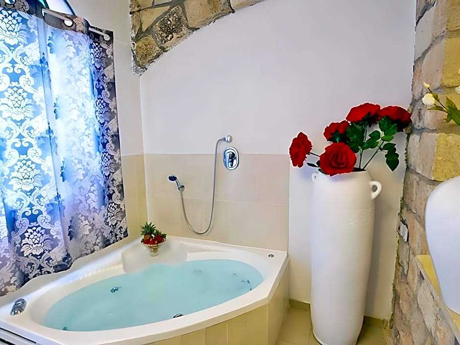 Azulat Even Hen Lodge