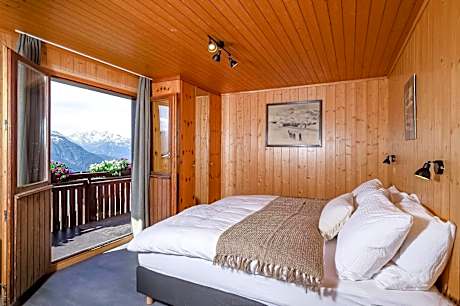 Double Room with Mountain View
