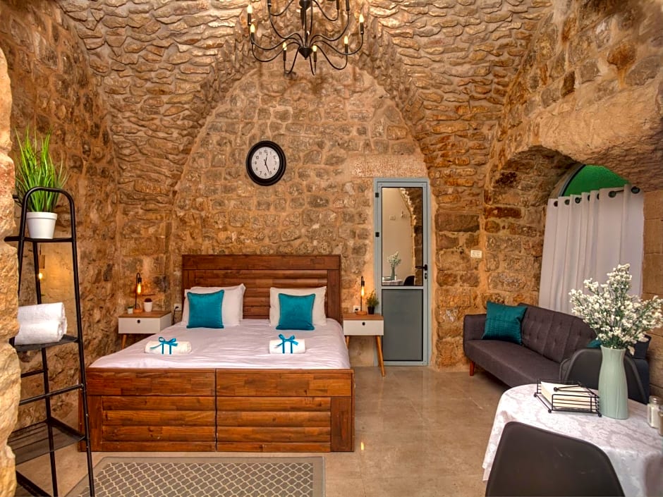 ¿¿¿¿¿ - ¿¿¿¿ ¿¿¿ ¿¿¿¿ ¿¿¿¿¿¿ - Kshatot - Stone Complex in Old Tzfat