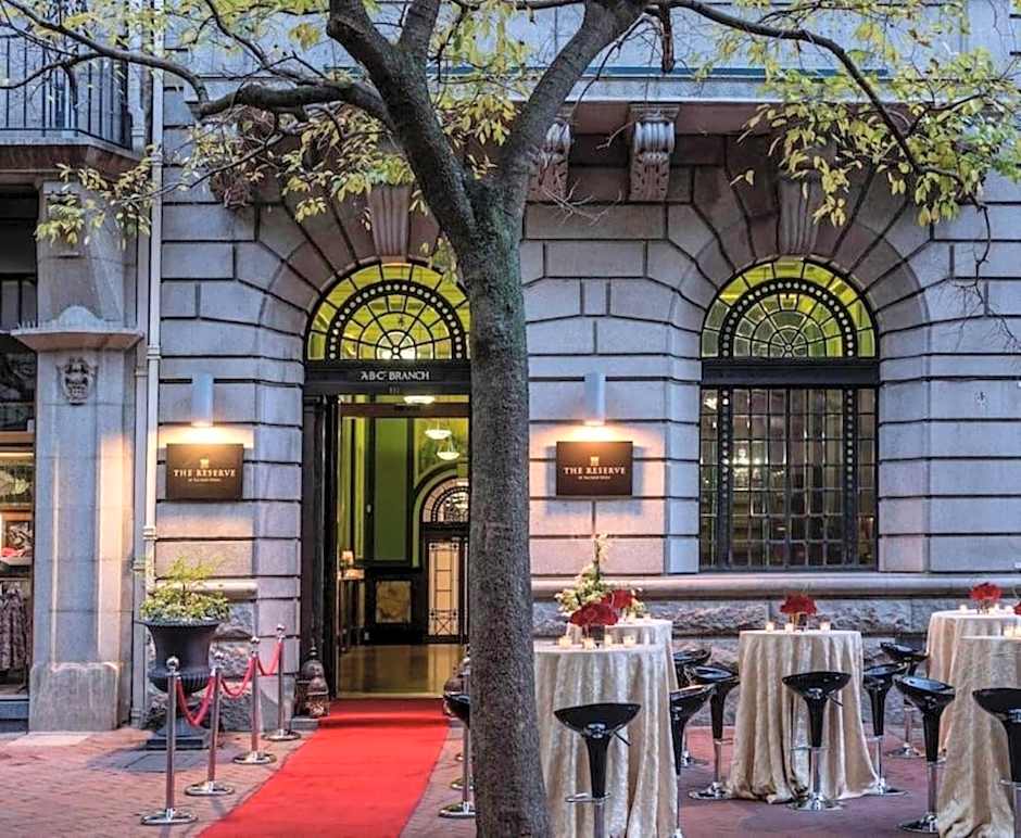 Taj Executive Suites, Private Residence – Cape Town, CO