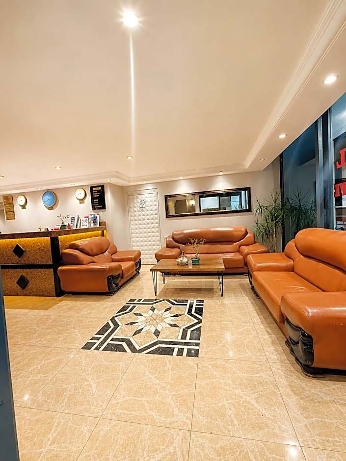 HOTEL REAL LİFE