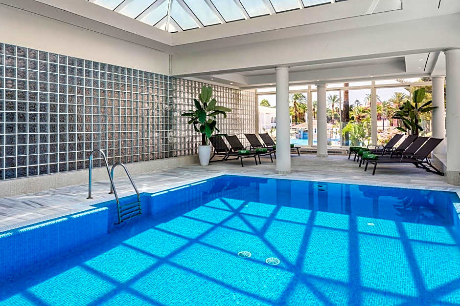 Melia Zahara Resort & Villas