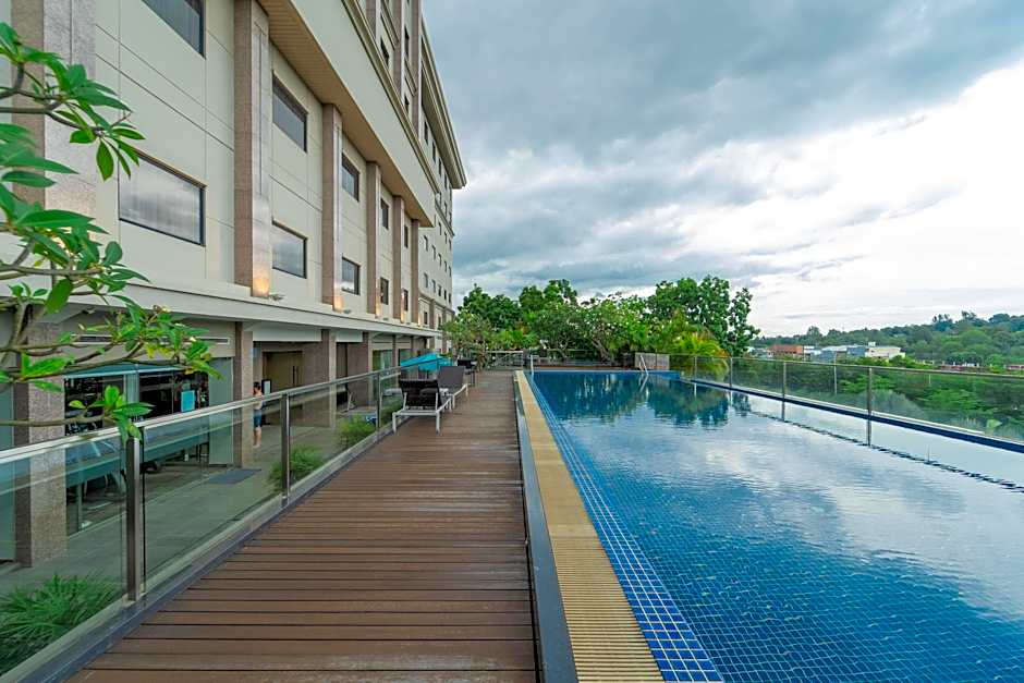 I Hotel Batam