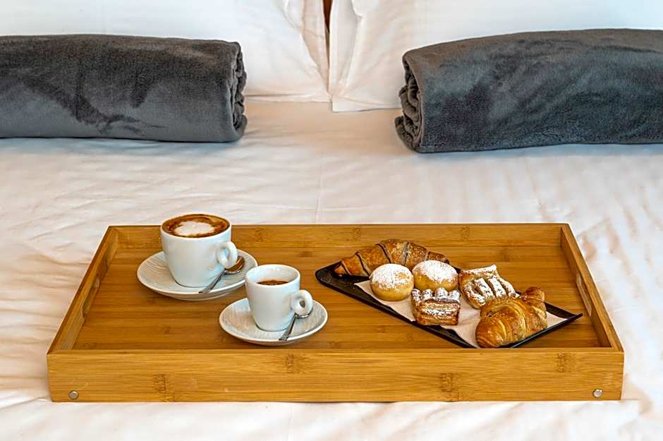 Lake Front Hotel Mirage