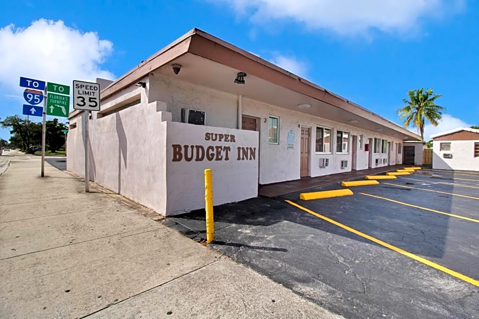 Super Budget Inn