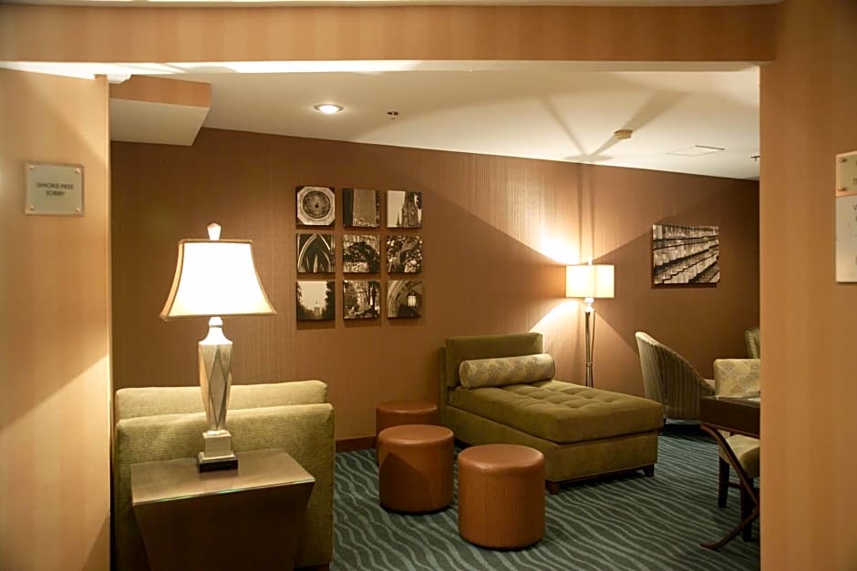 Ivy Court Inn and Suites