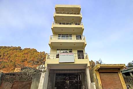 OYO Flagship 77433 Sk Hotel