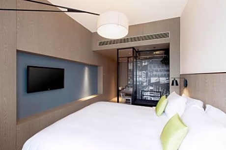 Penta Plus King Room