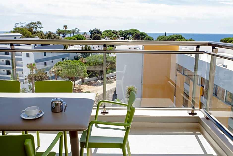Alfagar Aparthotel