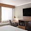 La Quinta Inn & Suites by Wyndham Yakima Downtown