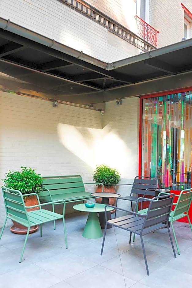 Porte De Versailles Hotel