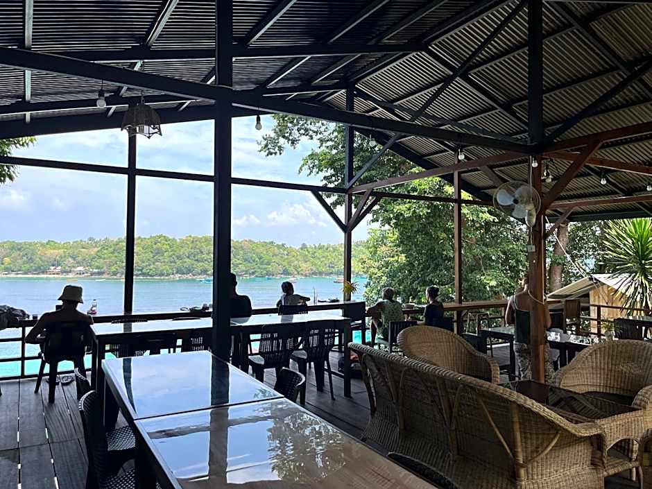 Olala Bungalows and Restaurant