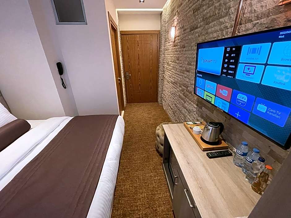 Weingart Seaside Hotel