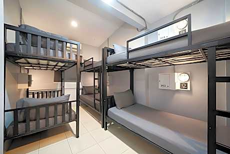 Bed in 8-Bed Dormitory F4 - Smoking Building