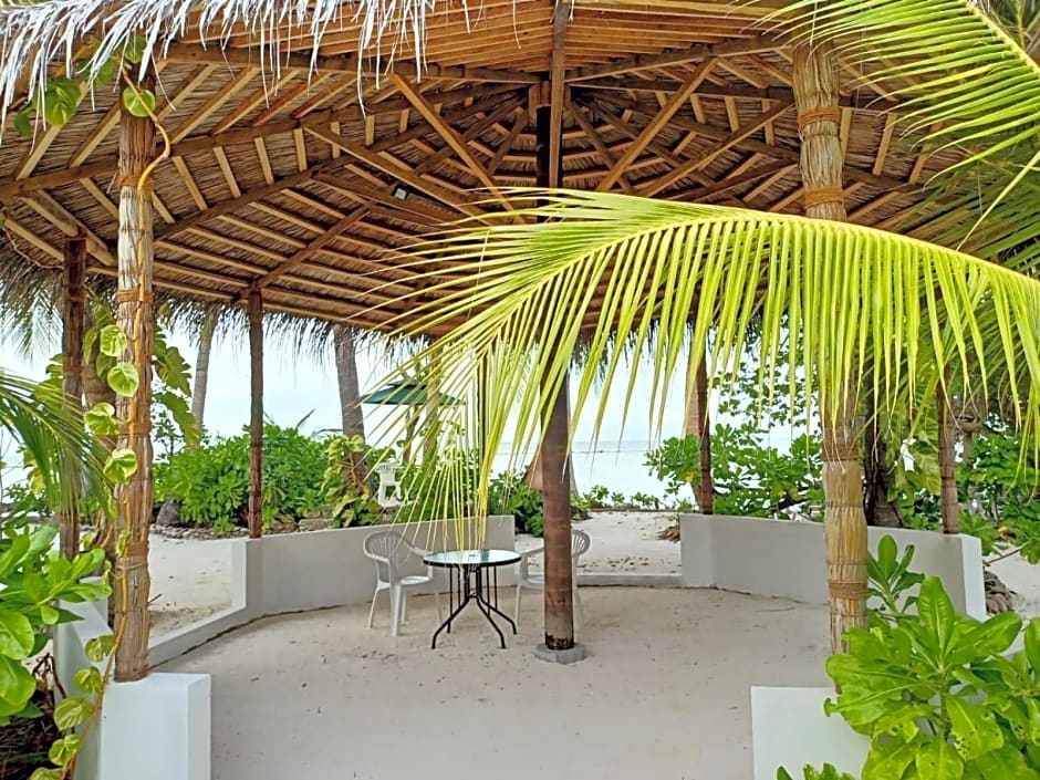 Island Life Maldives Retreat & Spa