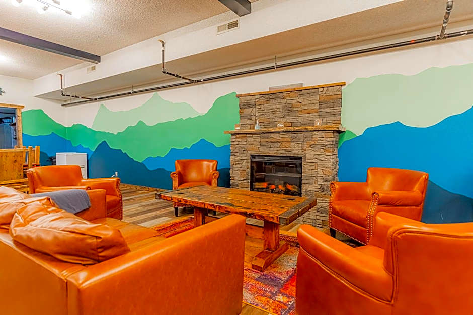 Pintler's Portal Hostel