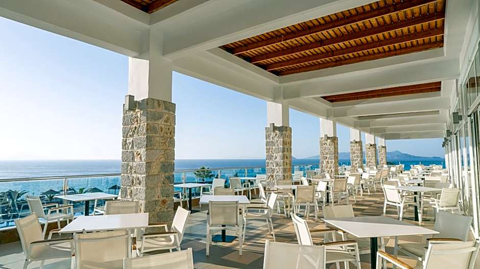 Grand Blue Beach Hotel