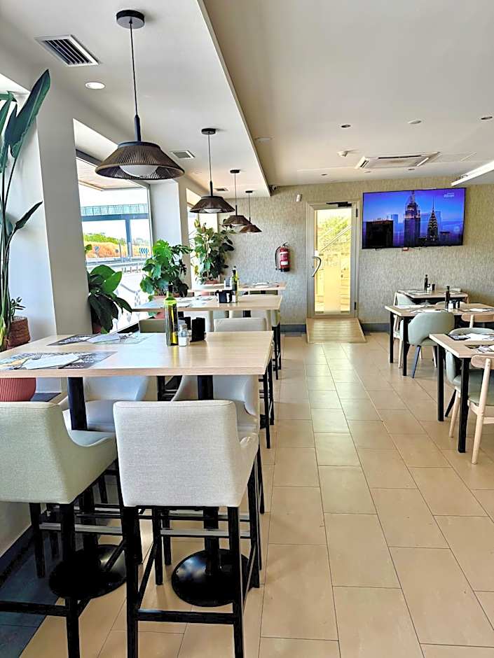 Hotel El Cruce Moraleda